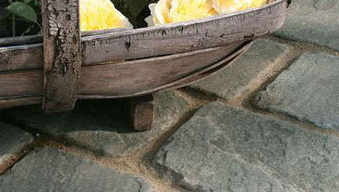 Vintage Stone Raven Brown to Black Garden Setts